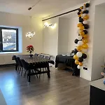 דירה The Onyx Glow- 99m2 Designer Loft
